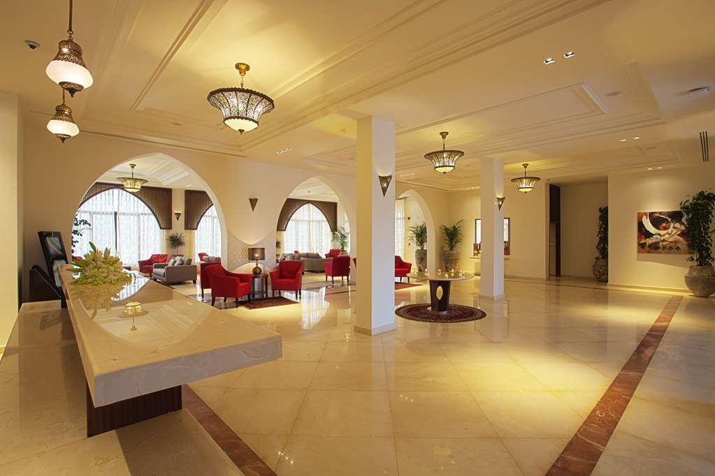 Golden Tulip Sharma Resort Interior foto